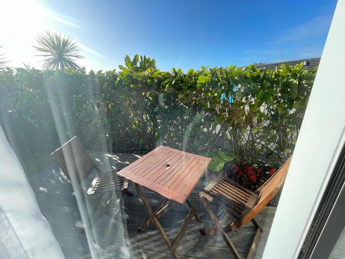Carters By The Sea Beachside Studio Apartments Carters Beach Bagian luar foto