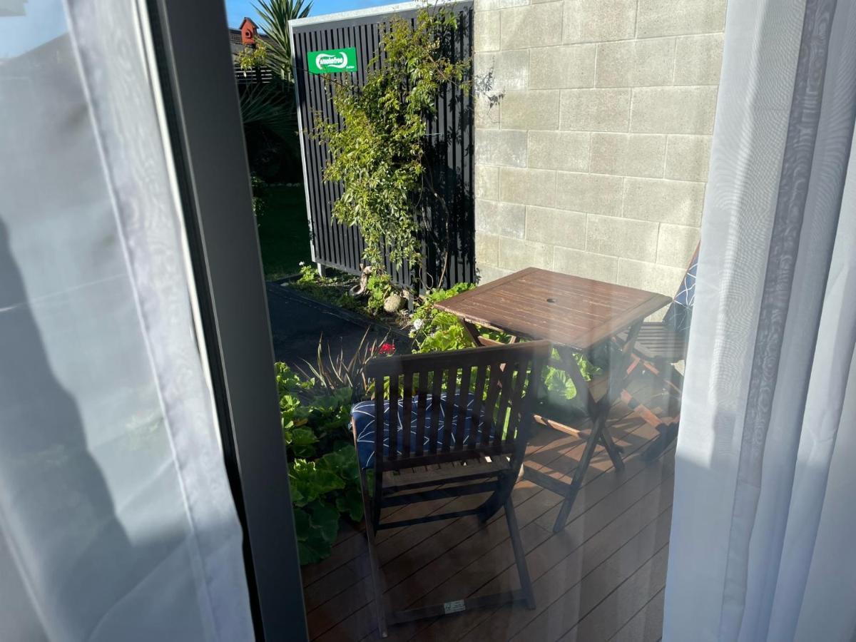 Carters By The Sea Beachside Studio Apartments Carters Beach Bagian luar foto
